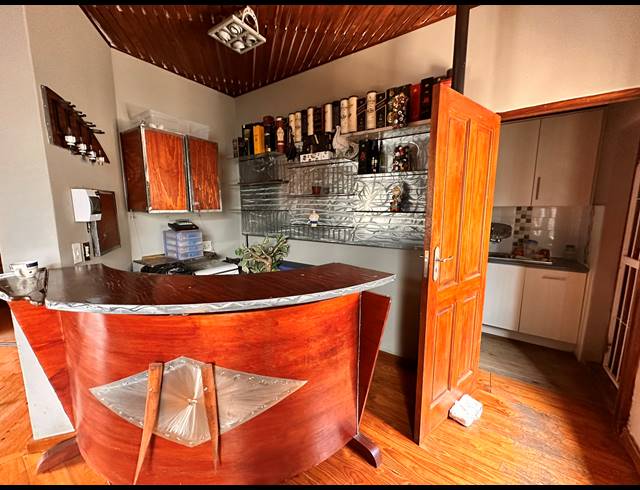 400M² OFFICE FOR SALE IN MELVILLE